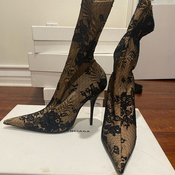 Balenciaga Heels size 40 - Picture 3 of 4